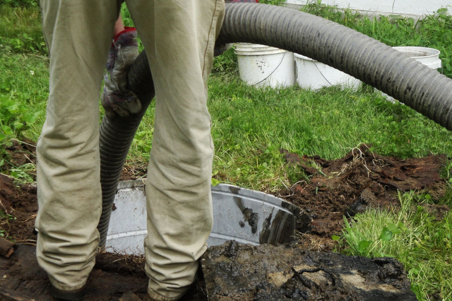 septic system pumping